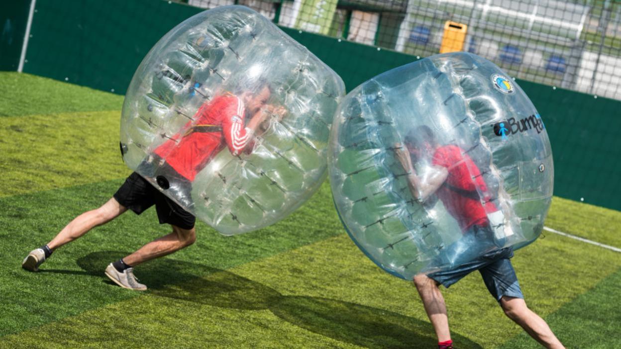 Fotbal v bublinách