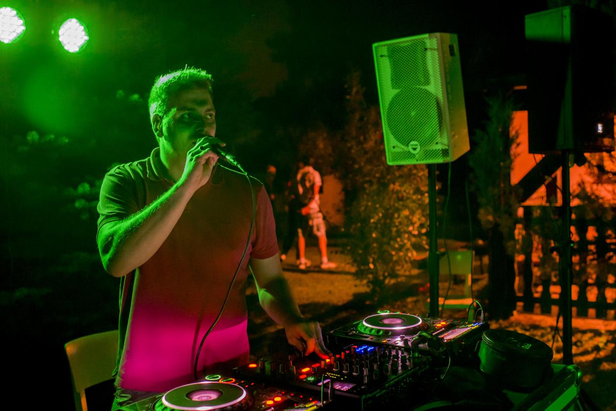 DJ na svatbu - oslavu